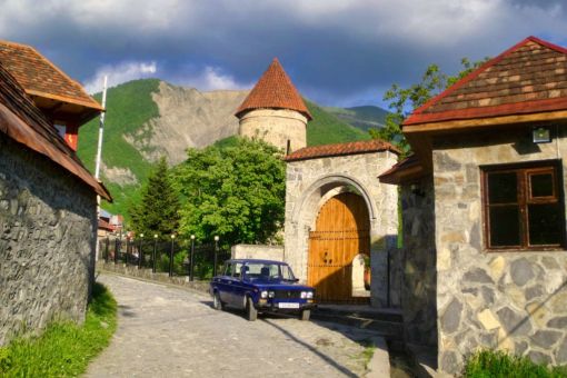 Taxi Baku to Sheki